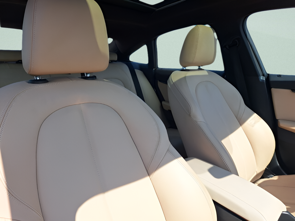2021 BMW 2 Series photo 23 of 28