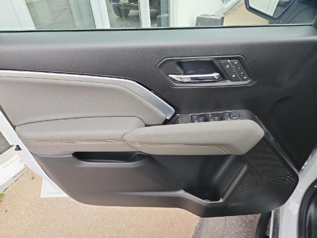 2025 Chevrolet Colorado Vehicle Photo in HAYS, KS 67601-1994