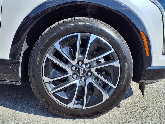 2025 Cadillac OPTIQ Vehicle Photo in Denton, TX 76205