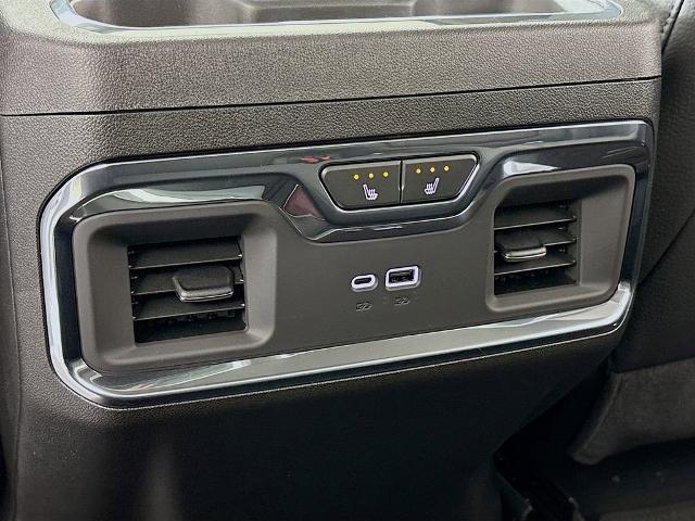 2025 GMC Sierra 3500 HD Vehicle Photo in PUYALLUP, WA 98371-4149