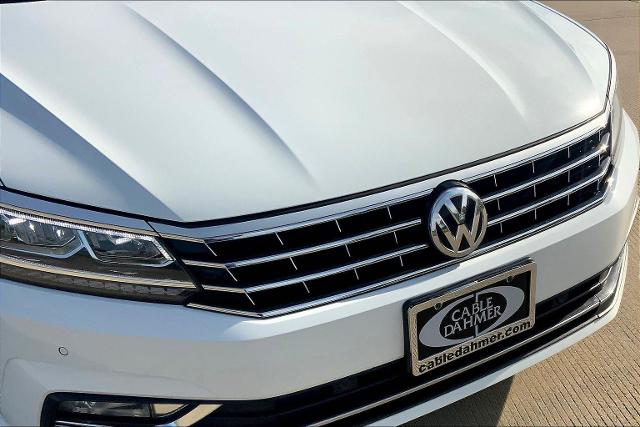 2018 Volkswagen Passat Vehicle Photo in TOPEKA, KS 66609-0000