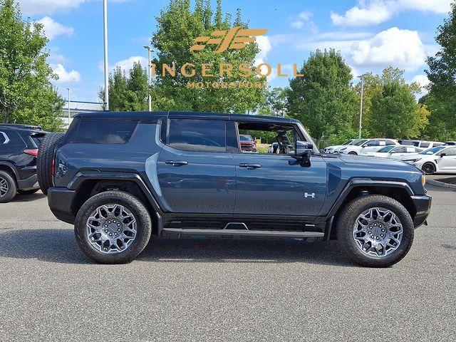 2025 GMC HUMMER EV SUV Vehicle Photo in DANBURY, CT 06810-5034