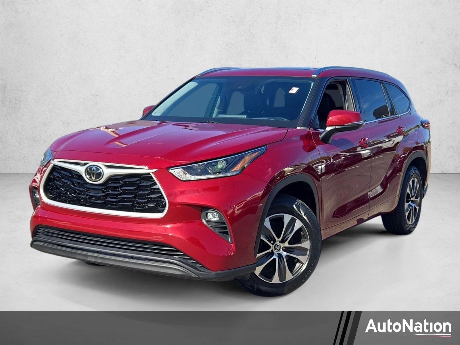 2021 Toyota Highlander Vehicle Photo in Clearwater, FL 33761