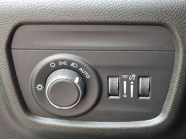 2023 Jeep Grand Cherokee Vehicle Photo in DANBURY, CT 06810-5034