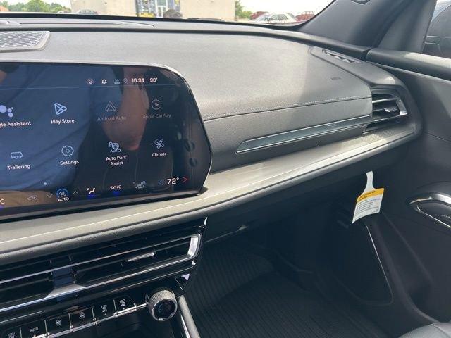 2025 Chevrolet Traverse Vehicle Photo in SAINT CLAIRSVILLE, OH 43950-8512