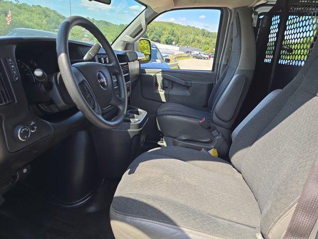 2023 GMC Savana Cargo Van Vehicle Photo in Pleasant Hills, PA 15236