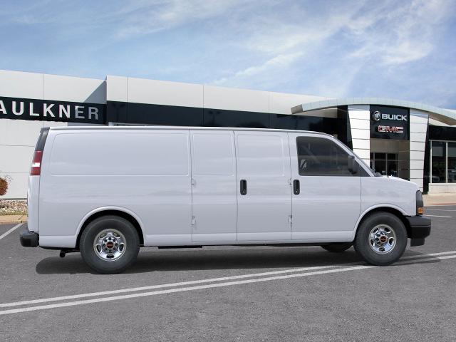 2025 GMC Savana Cargo 2500 Vehicle Photo in TREVOSE, PA 19053-4984