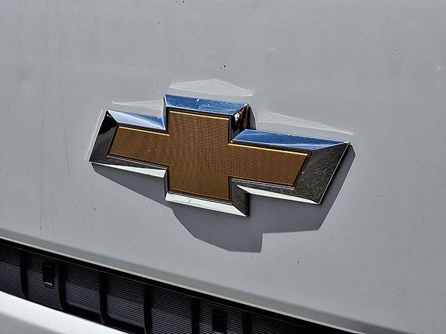 2022 Chevrolet Low Cab Forward 4500 Vehicle Photo in DANBURY, CT 06810-5034