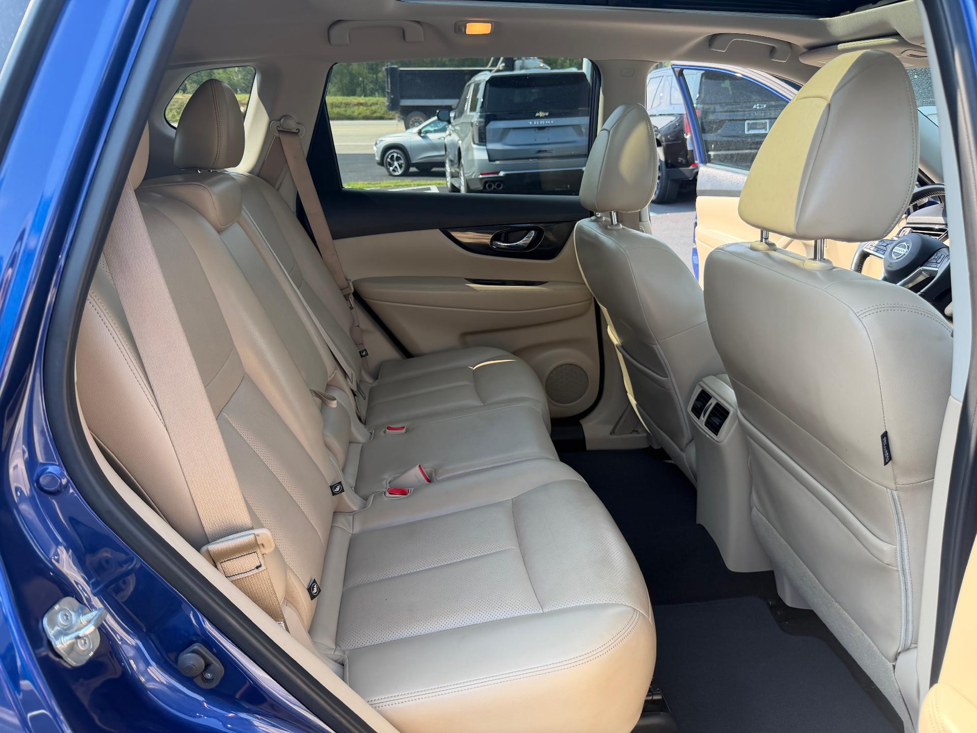 2018 Nissan Rogue photo 36 of 36
