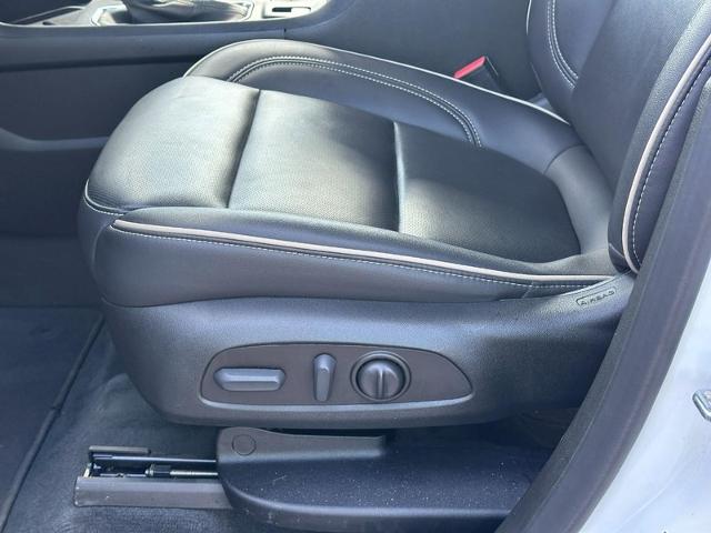 2023 Chevrolet Traverse Vehicle Photo in COLUMBIA, MO 65203-3903