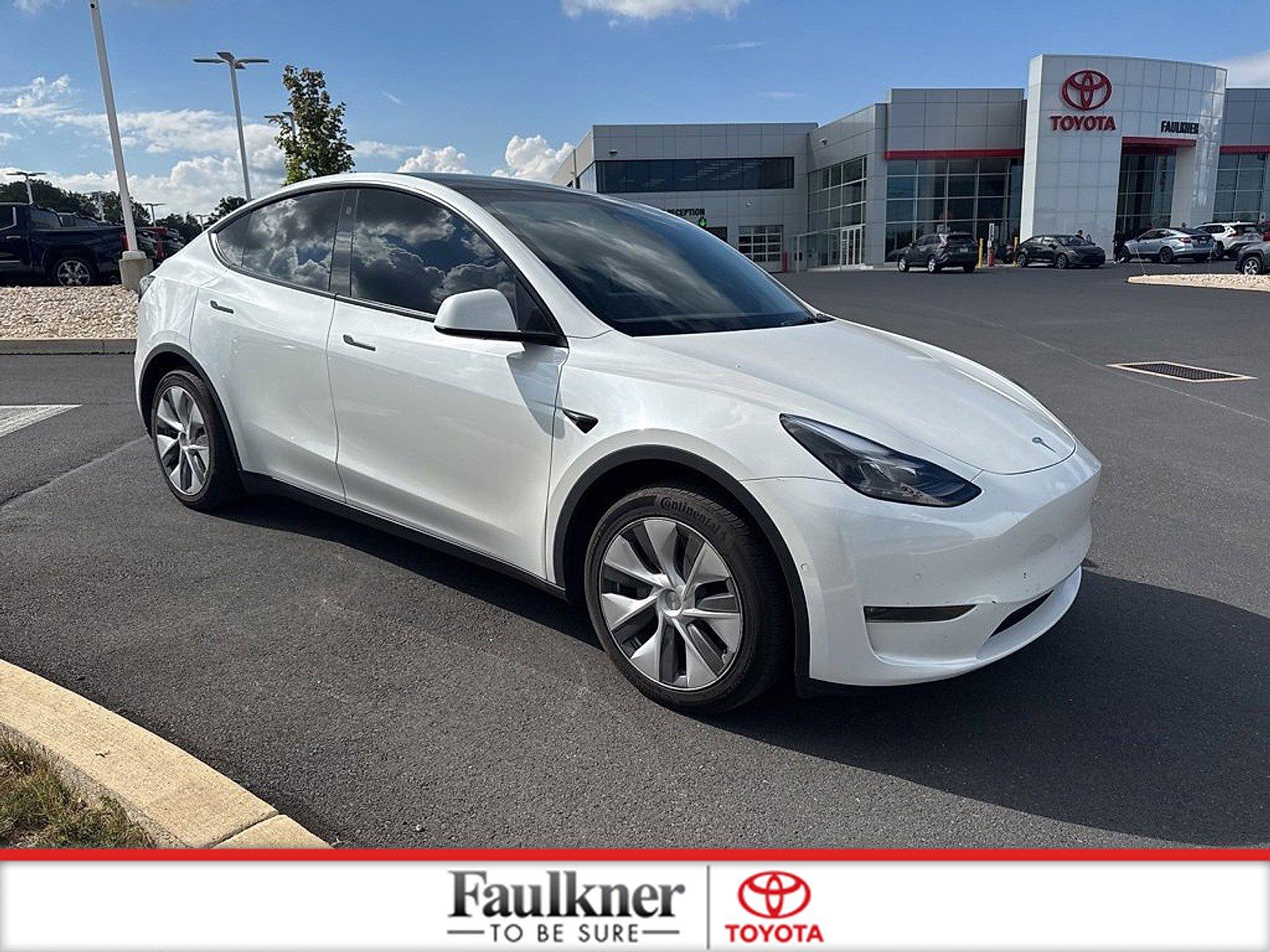 2022 Tesla Model Y Vehicle Photo in Harrisburg, PA 17111