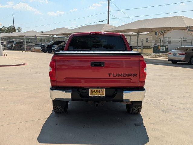 2018 Toyota Tundra 2WD Vehicle Photo in SELMA, TX 78154-1459
