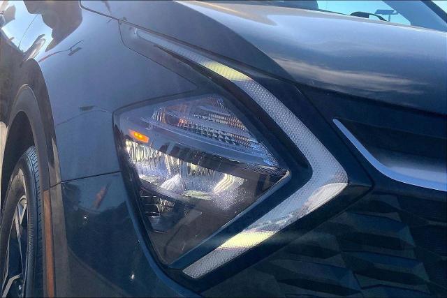 2023 Kia Sportage Vehicle Photo in KANSAS CITY, MO 64114-4502