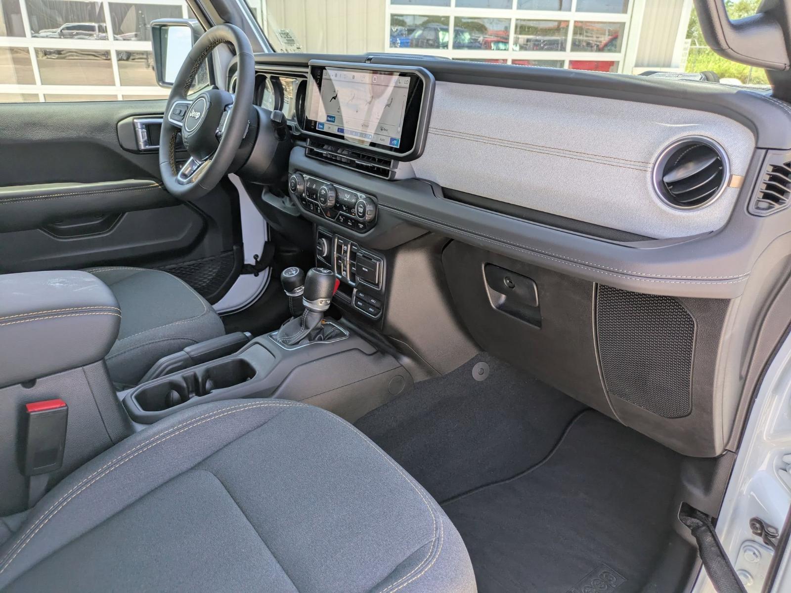 2024 Jeep Wrangler Vehicle Photo in Seguin, TX 78155