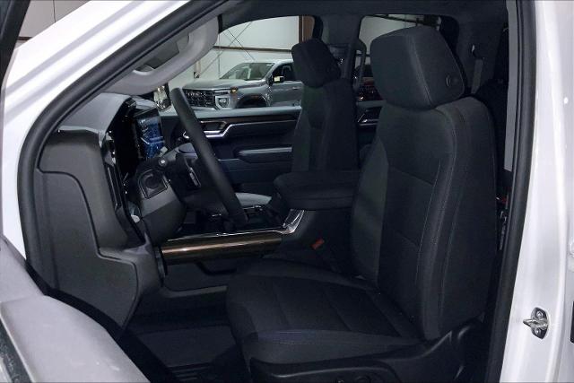 2025 Chevrolet Silverado 1500 Vehicle Photo in KANSAS CITY, MO 64114-4502