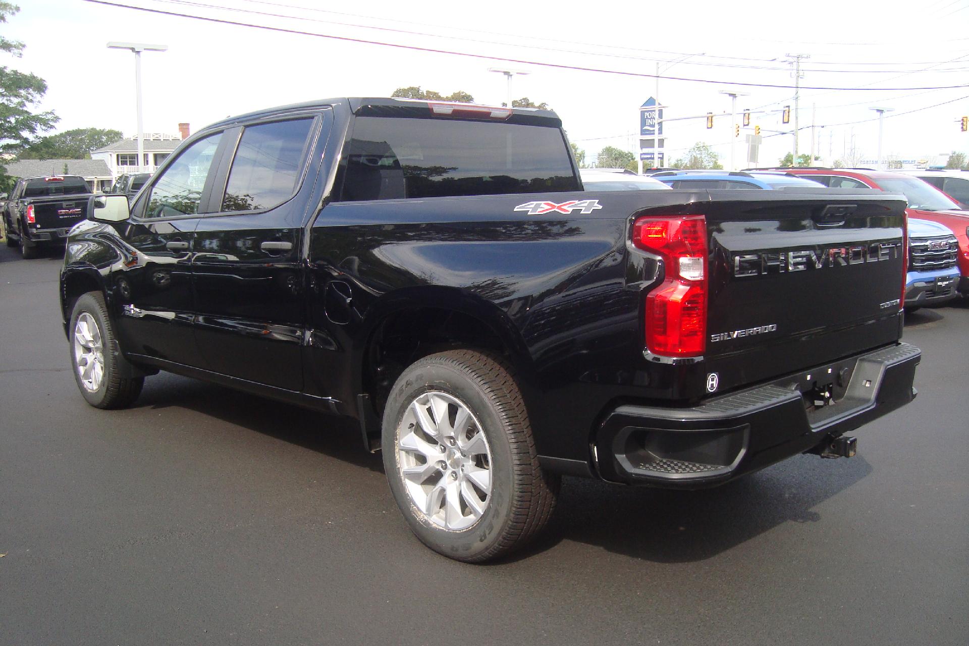 2022 Chevrolet Silverado 1500 Vehicle Photo in PORTSMOUTH, NH 03801-4196