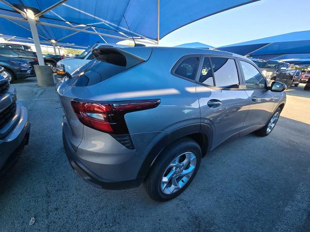 2024 Chevrolet Trax Vehicle Photo in DENTON, TX 76210-9321