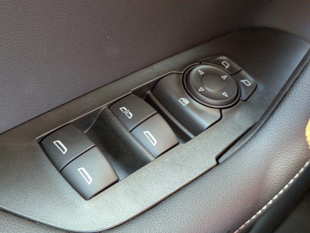 2025 Chevrolet Blazer Vehicle Photo in BRUNSWICK, GA 31525-1881