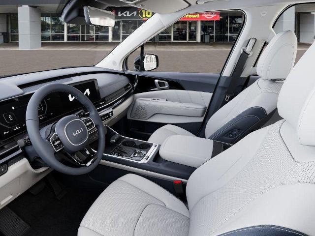 2025 Kia Carnival Vehicle Photo in Tucson, AZ 85712