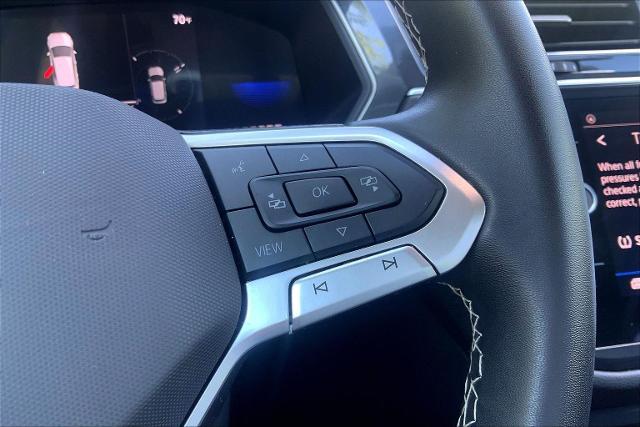 2024 Volkswagen Tiguan Vehicle Photo in KANSAS CITY, MO 64114-4545