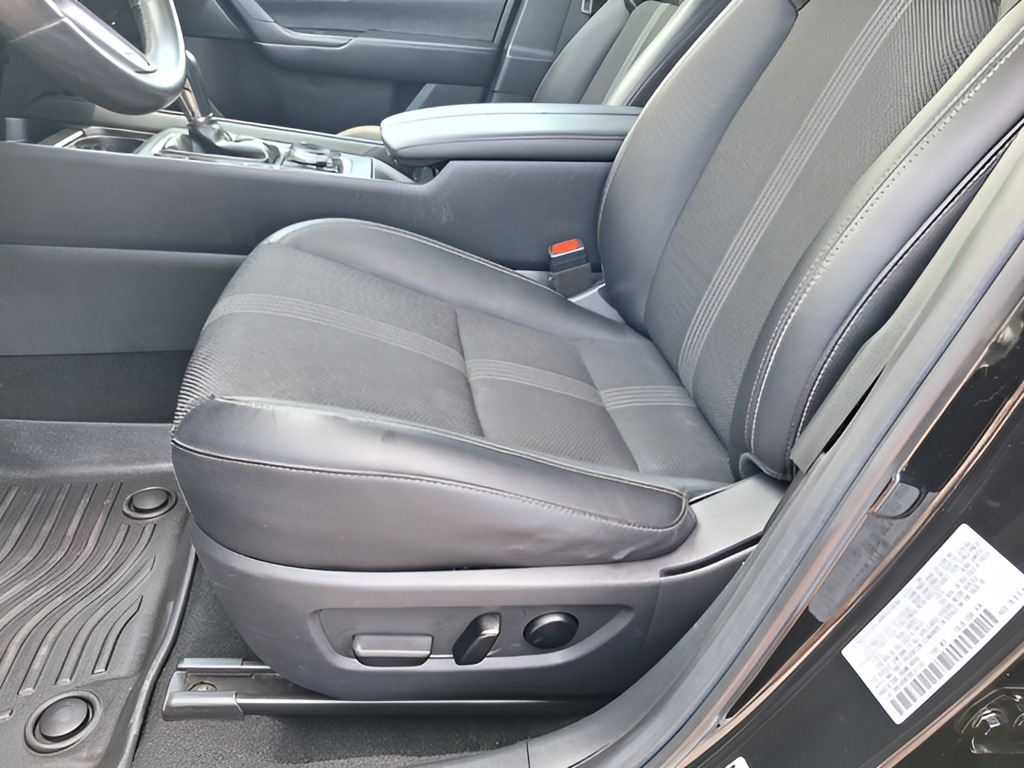 2024 Mazda Mazda CX-50 photo 26 of 29