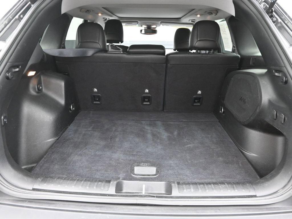 2021 Jeep Cherokee Vehicle Photo in Cedar Rapids, IA 52402