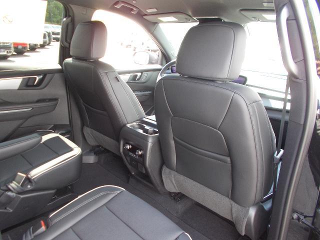 2026 Buick Enclave Vehicle Photo in LOWELL, MA 01852-4336