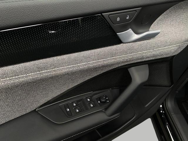 2025 Volkswagen Tiguan Vehicle Photo in Appleton, WI 54913