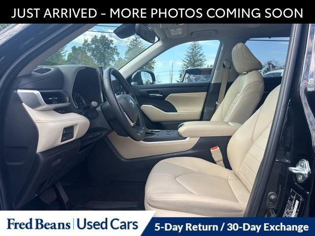 2023 Toyota Highlander Vehicle Photo in Flemington, NJ 08822