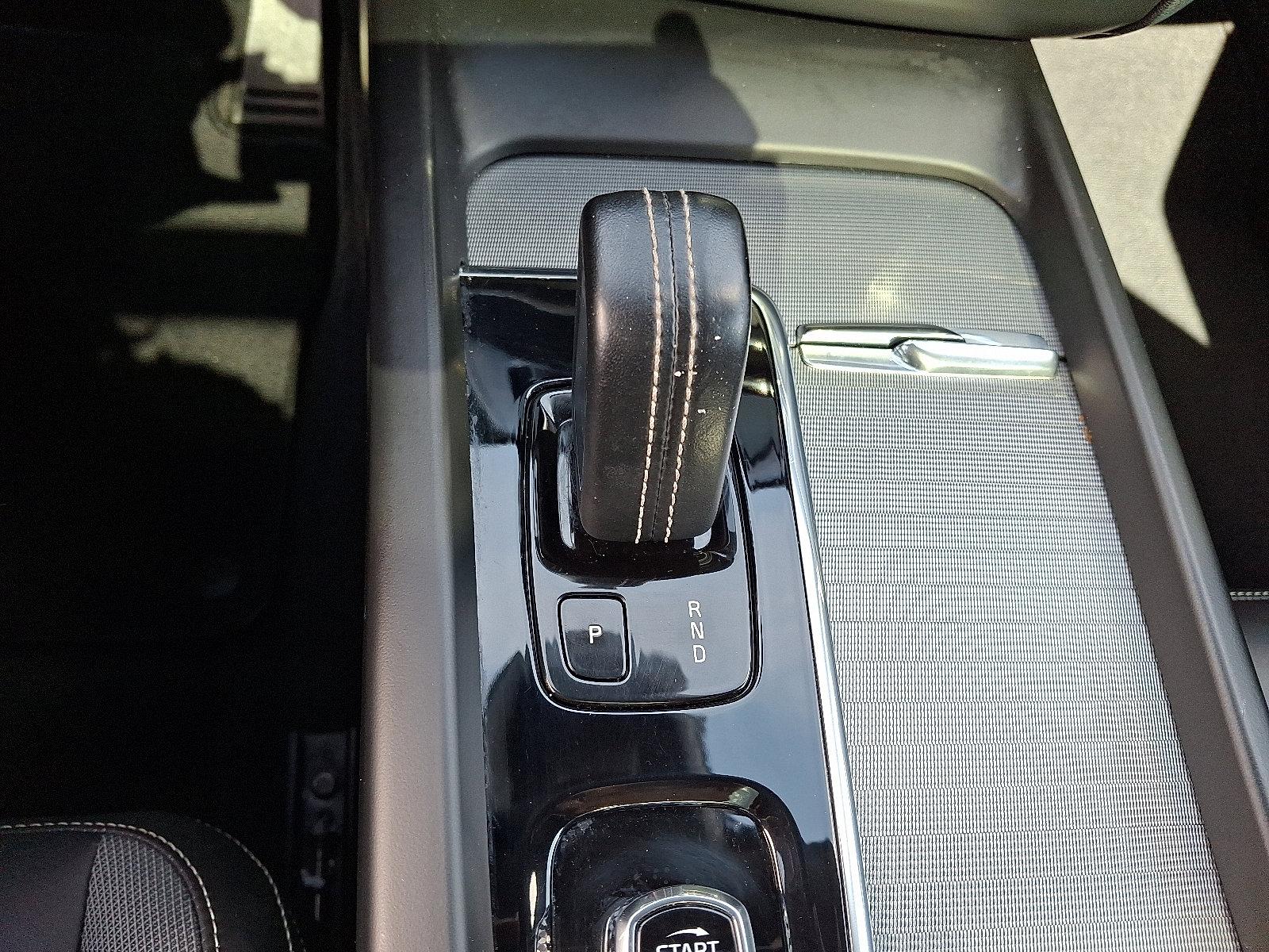 2022 Volvo XC60 Recharge Plug-In Hybrid Vehicle Photo in BETHLEHEM, PA 18017-9401