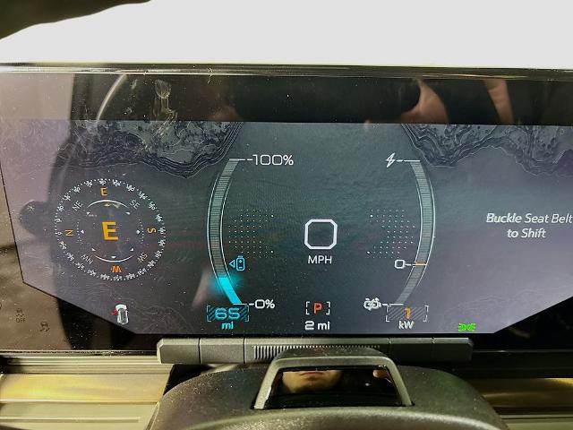 2025 GMC HUMMER EV SUV Vehicle Photo in PUYALLUP, WA 98371-4149