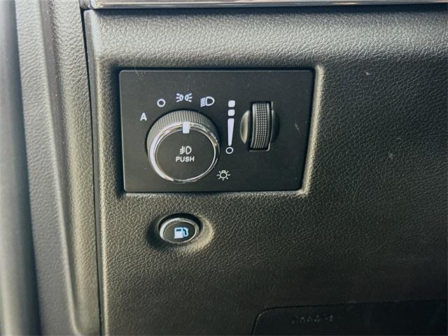 2021 Jeep Grand Cherokee Vehicle Photo in Everett, WA 98204