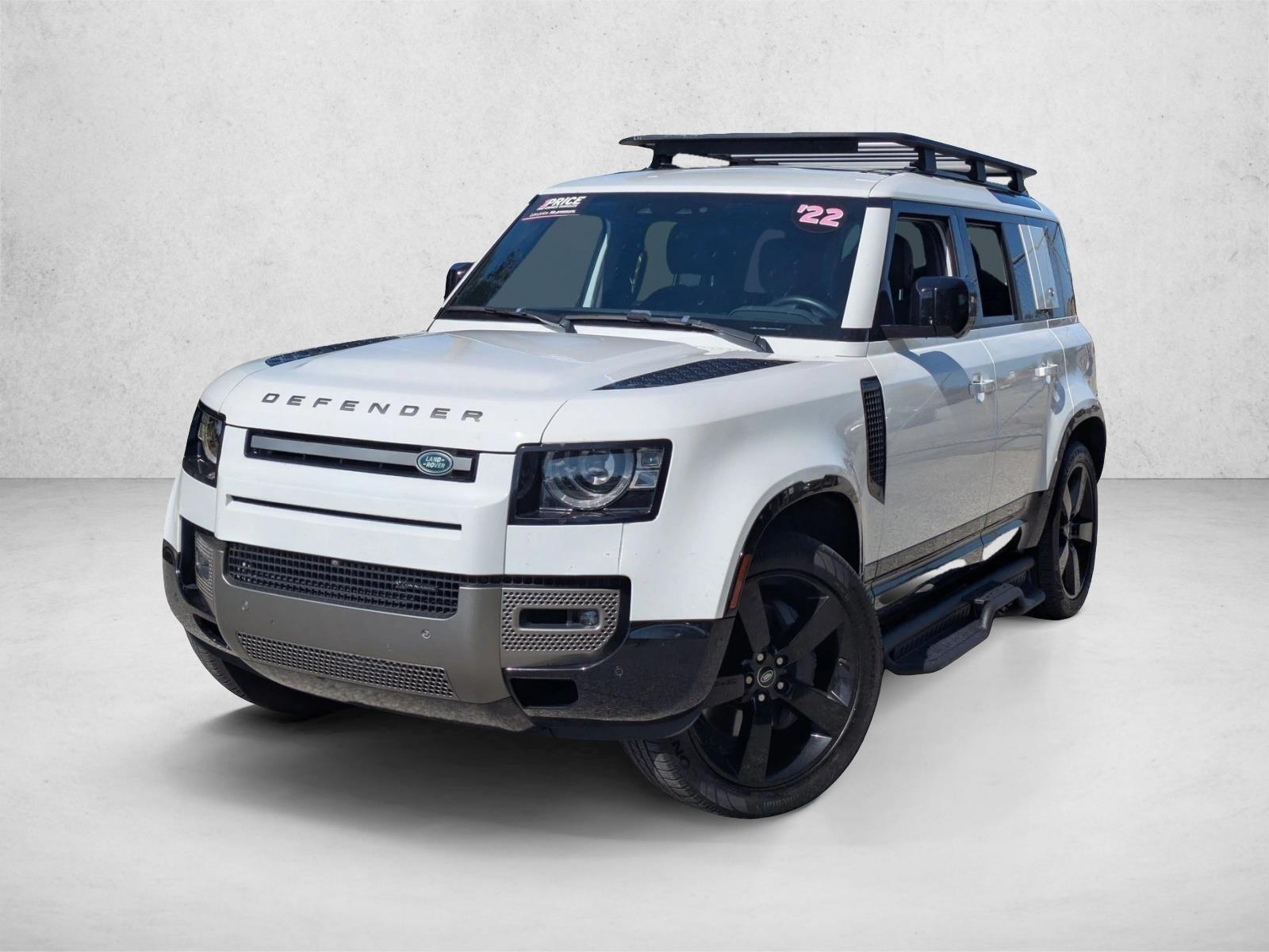 2022 Defender Vehicle Photo in Pompano Beach, FL 33064