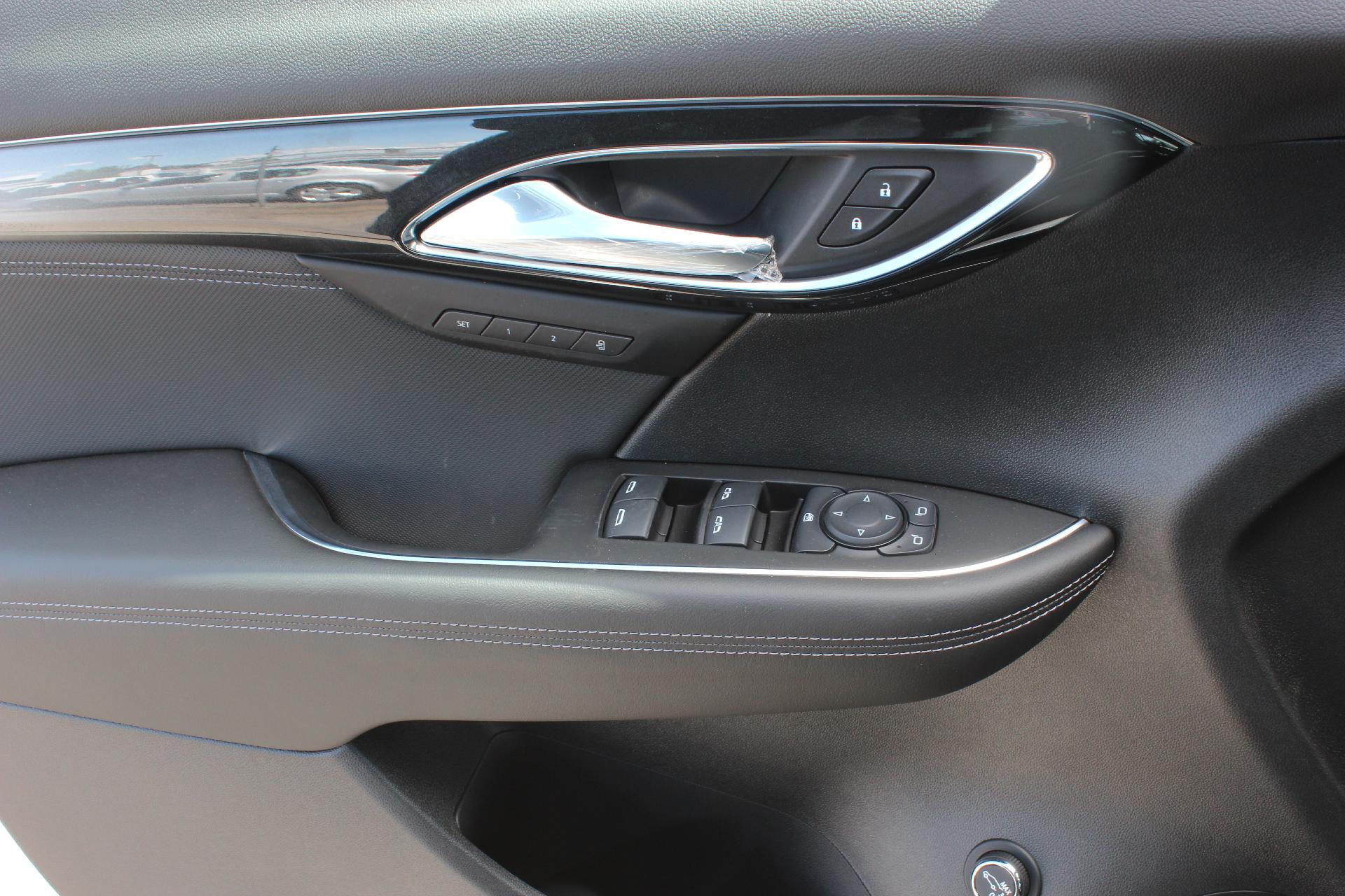 2025 Buick Envision Vehicle Photo in AURORA, CO 80012-4011
