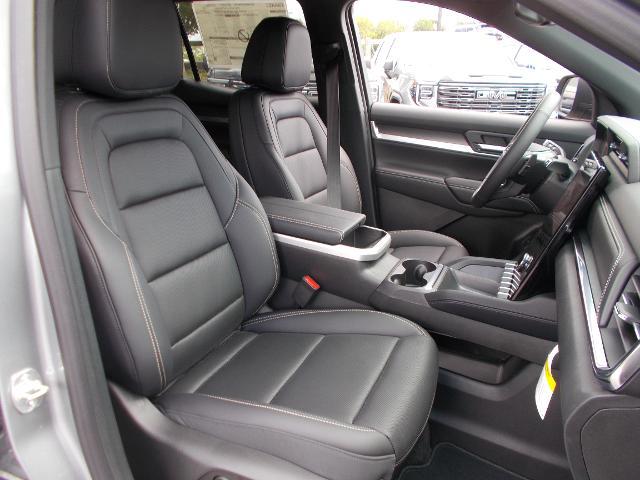 2026 GMC Terrain Vehicle Photo in LOWELL, MA 01852-4336