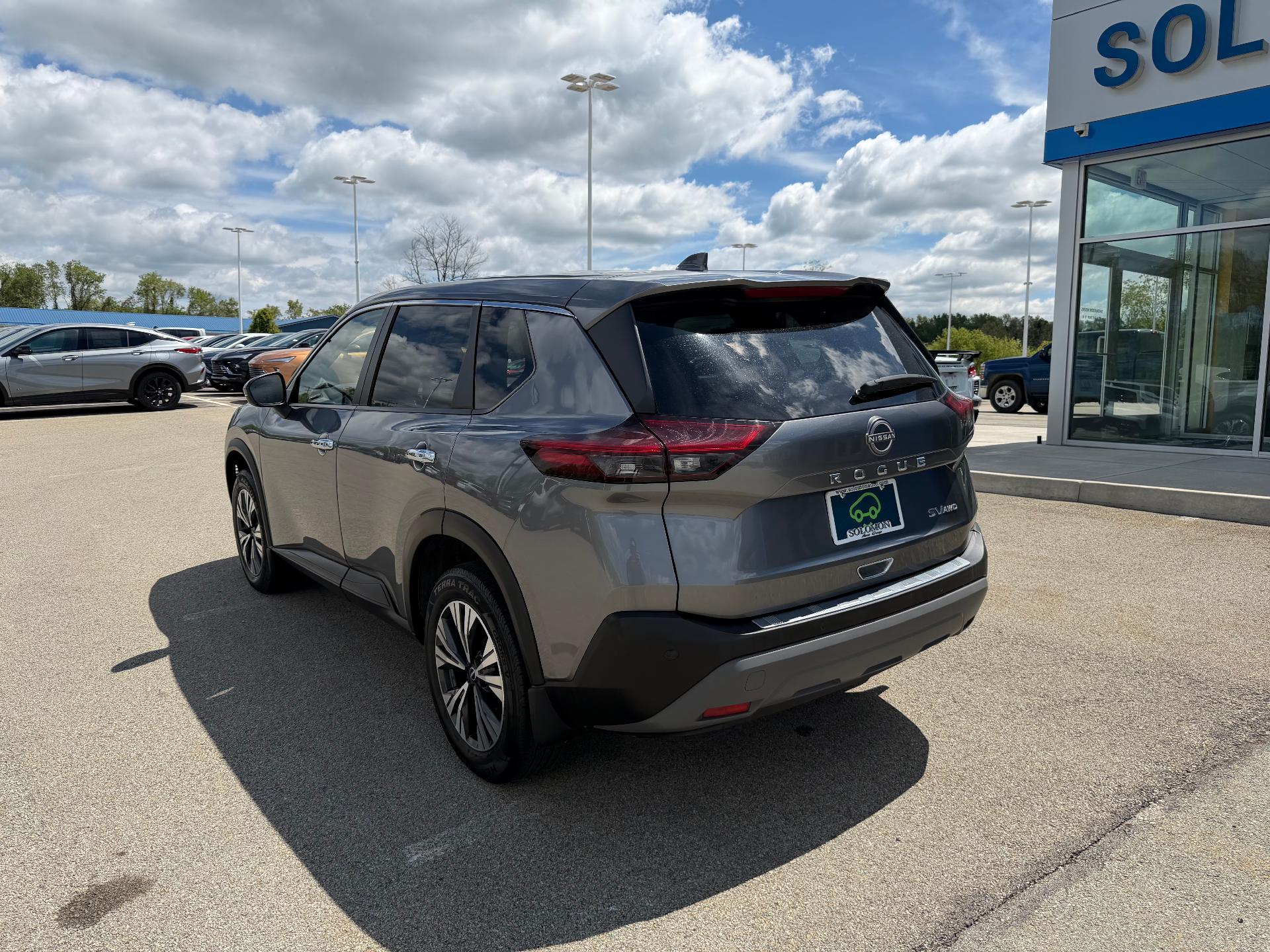 2023 Nissan Rogue SV Intelligent AWD - 3