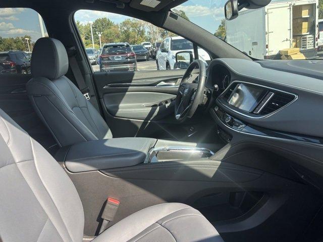 2024 Buick Enclave Vehicle Photo in ROCHESTER HILLS, MI 48307-2741