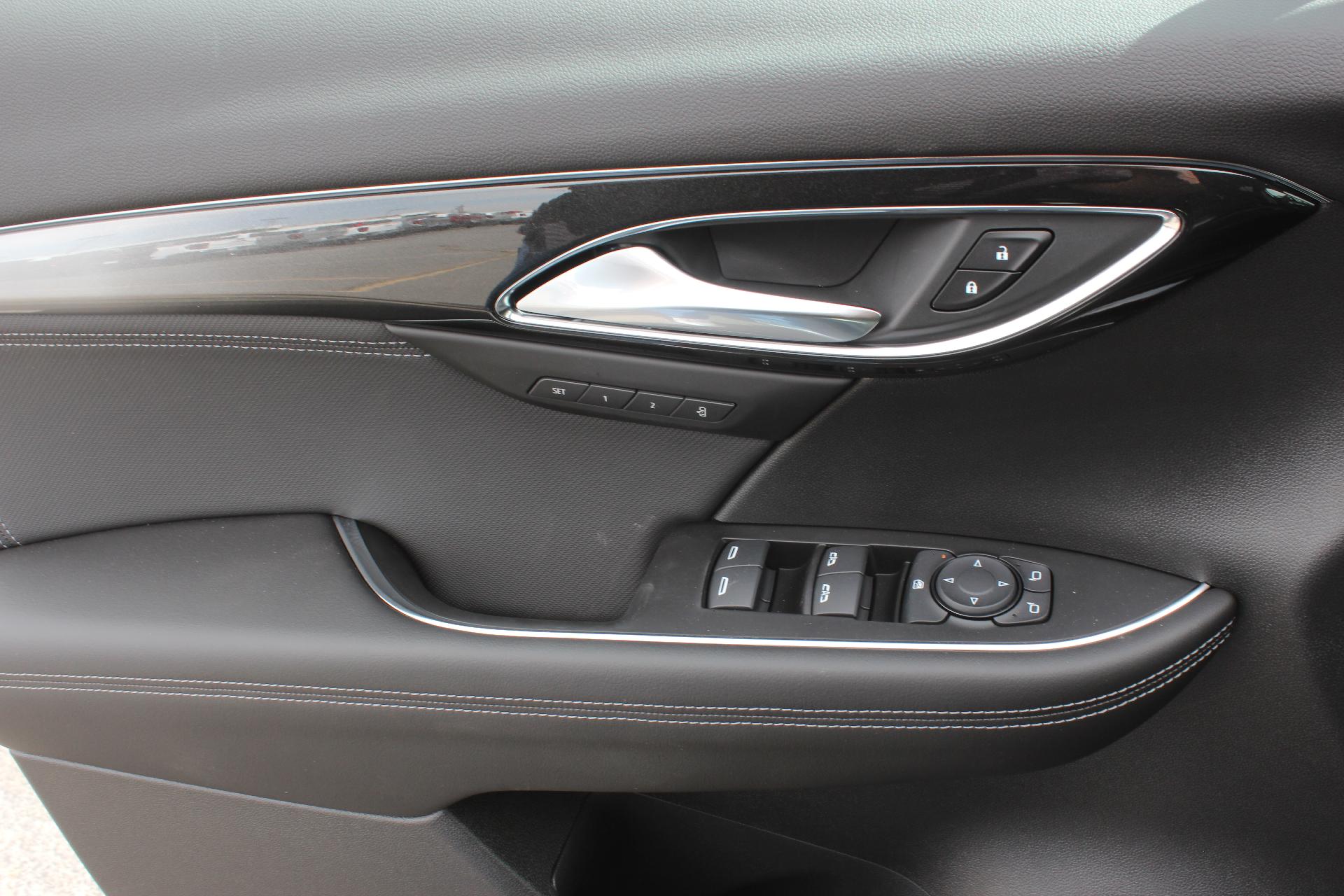 2025 Buick Envision Vehicle Photo in AURORA, CO 80012-4011