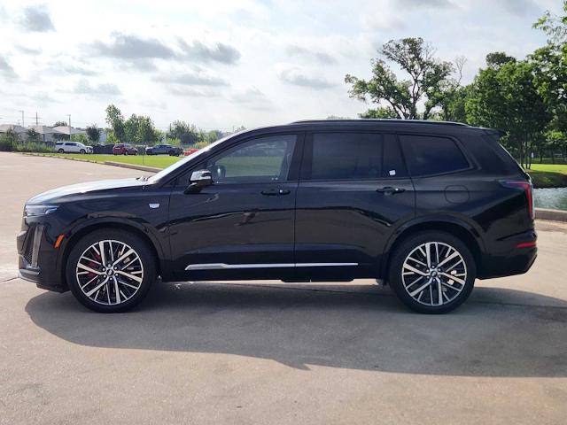 2024 Cadillac XT6 Vehicle Photo in DENTON, TX 76210-9321