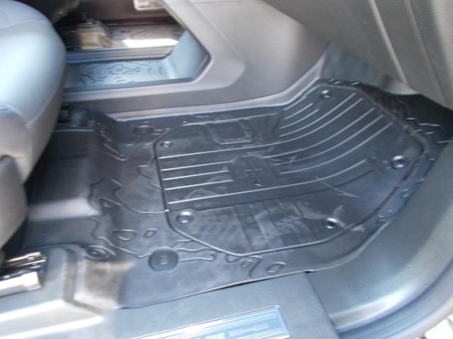 2025 GMC HUMMER EV Pickup Vehicle Photo in LOWELL, MA 01852-4336