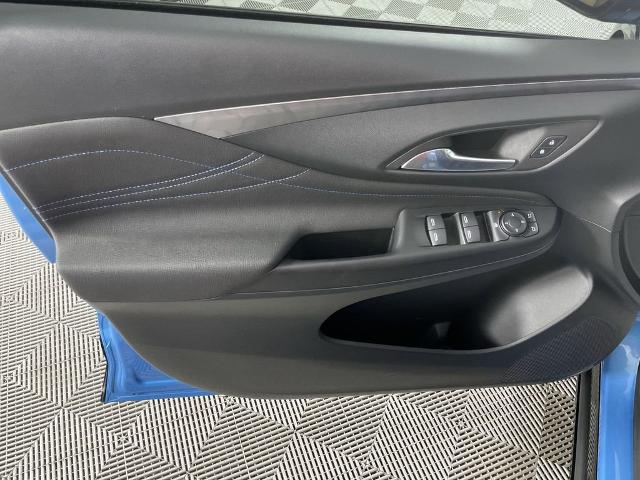 2025 Buick Envista Vehicle Photo in GILBERT, AZ 85297-0402