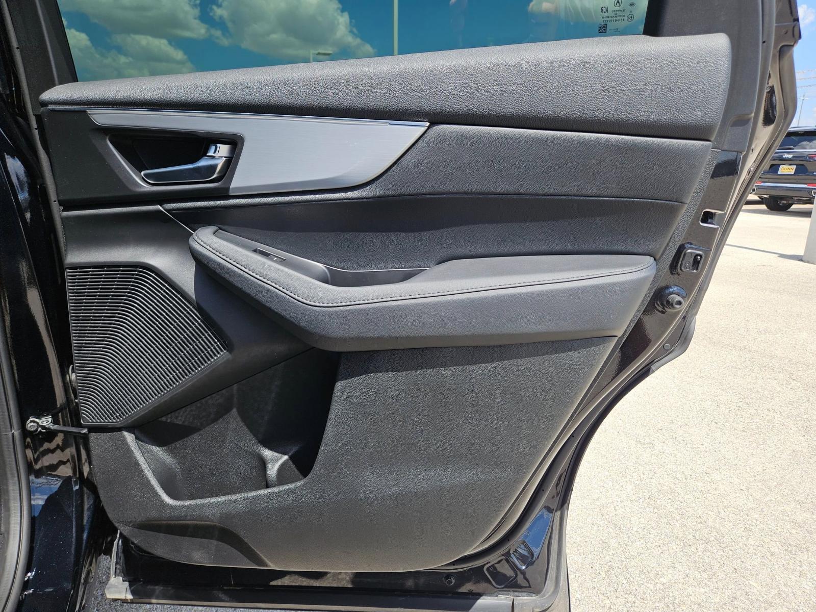 2023 Acura MDX Vehicle Photo in Seguin, TX 78155