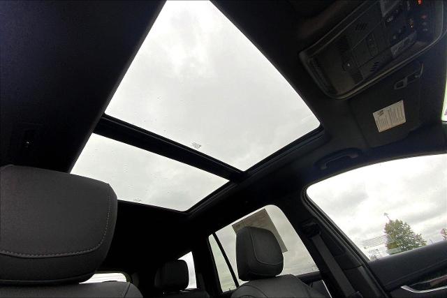2025 Cadillac XT6 Vehicle Photo in TOPEKA, KS 66609-0000