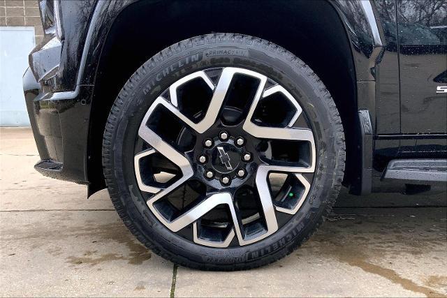 2025 Chevrolet Silverado EV Vehicle Photo in KANSAS CITY, MO 64114-4502