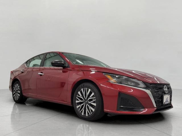 2025 Nissan Altima Vehicle Photo in NEENAH, WI 54956-2243