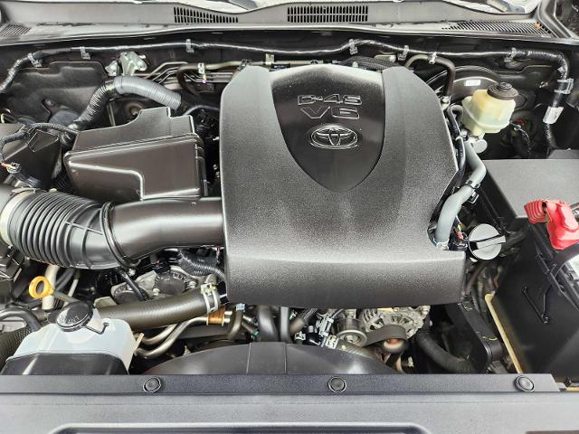 2016 Toyota Tacoma Vehicle Photo in DENTON, TX 76210-9321