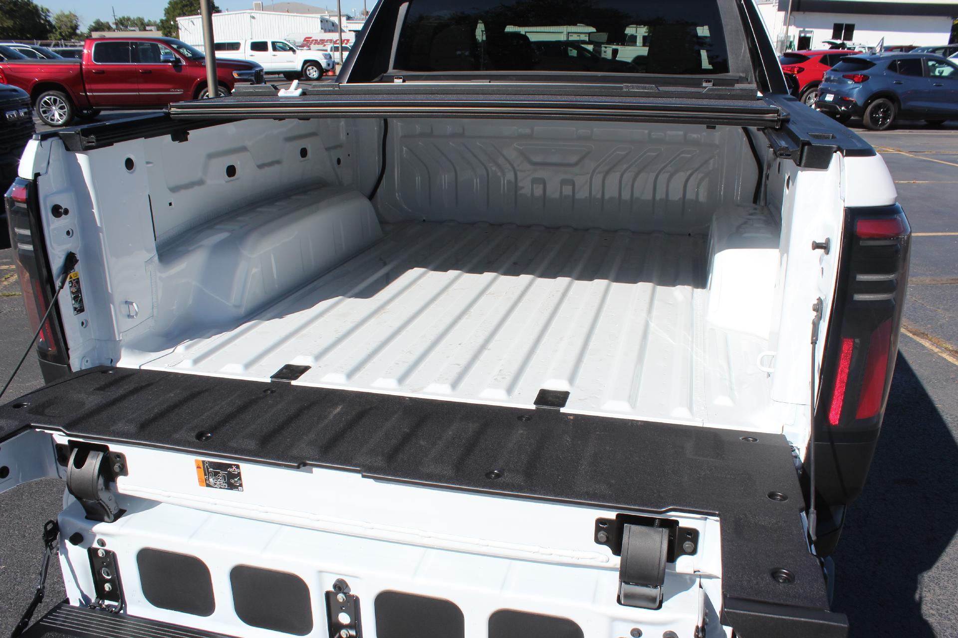 2026 GMC Sierra EV Vehicle Photo in AURORA, CO 80012-4011