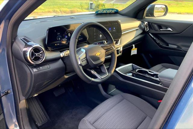 2025 Chevrolet Equinox Vehicle Photo in TOPEKA, KS 66609-0000