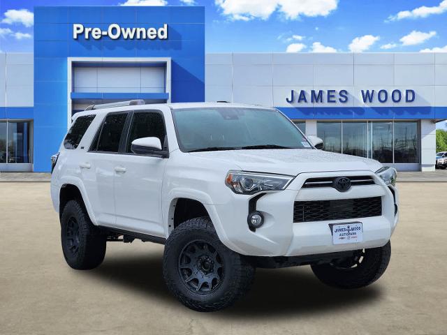 2020 Toyota 4Runner Vehicle Photo in DENTON, TX 76210-9321