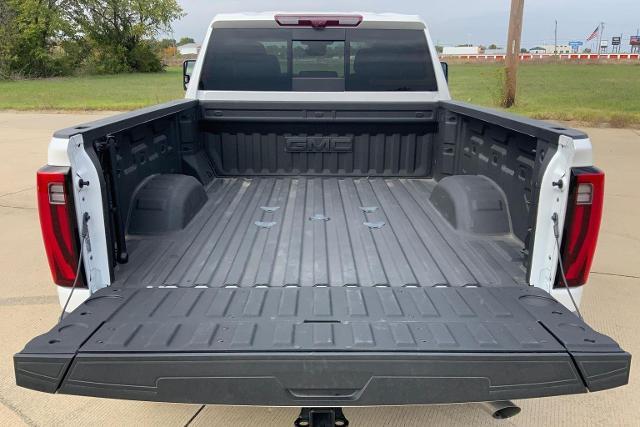 2025 GMC Sierra 2500 HD Vehicle Photo in TOPEKA, KS 66609-0000